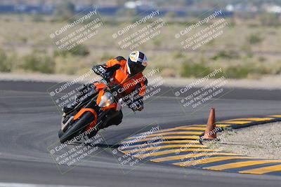 media/Nov-06-2022-SoCal Trackdays (Sun) [[208d2ccc26]]/Turn 11 (10am)/